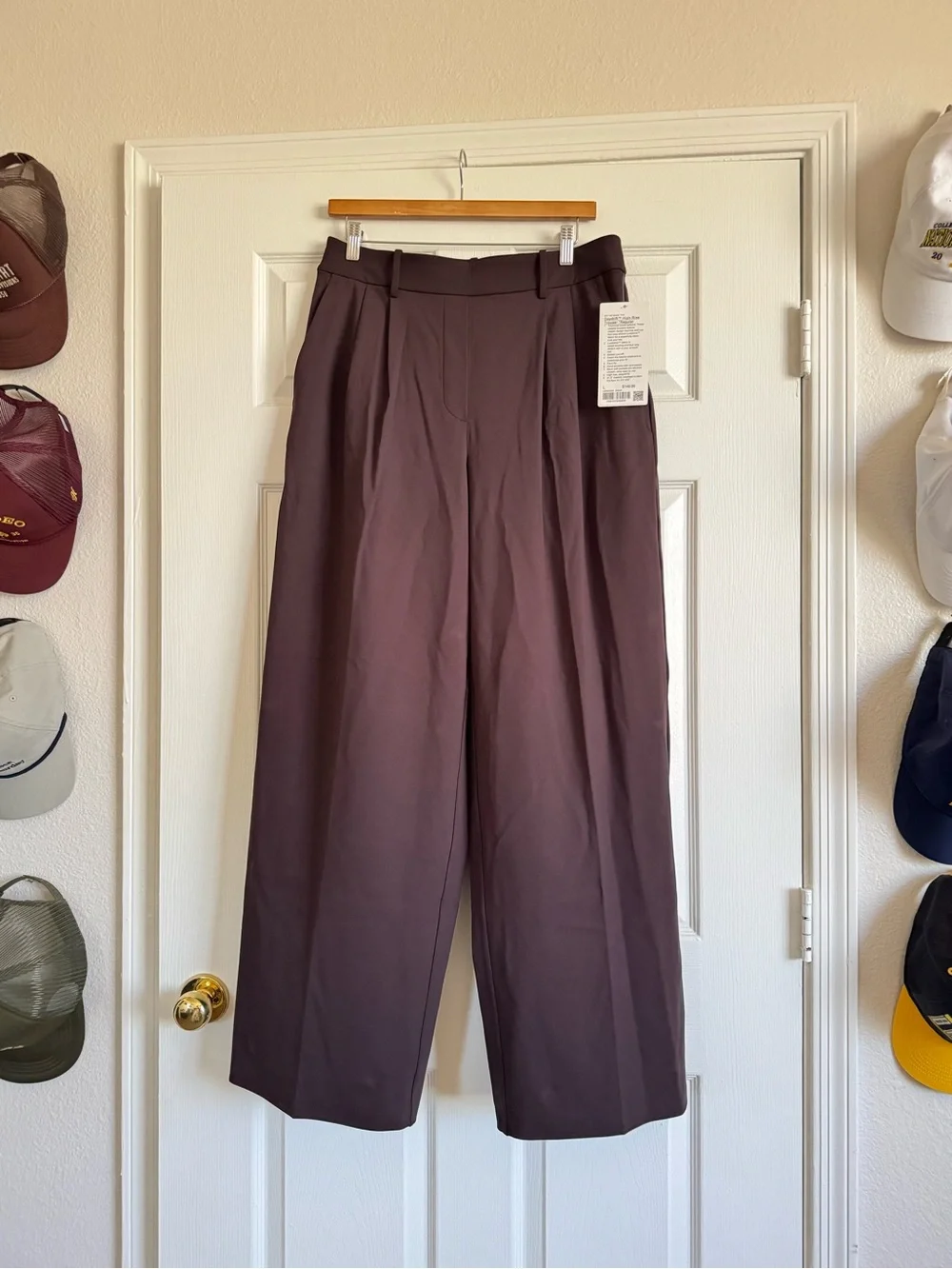 Lululemon Daydrift High-Rise Trouser in Sequoia - Picture 3 of 5